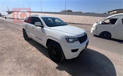 جیپ گراند شیرۆکی